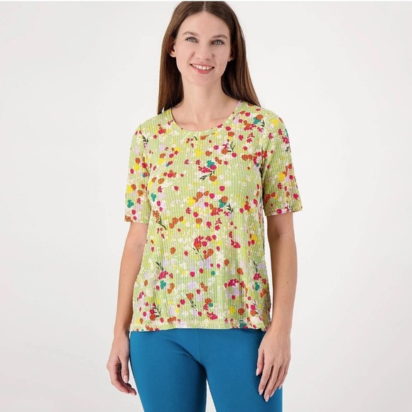 LOGO by Lori Goldstein Tops - LOGO Layers by Lori Goldstein Floral Print Waffle Mesh Top Women Sz 1X Slinky